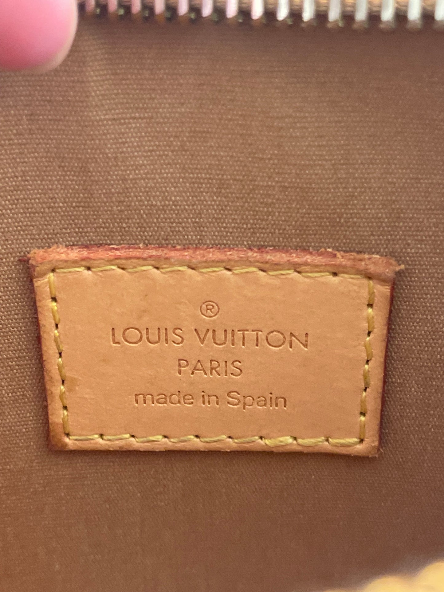 Louis Vuitton Mallory Vernis Bag