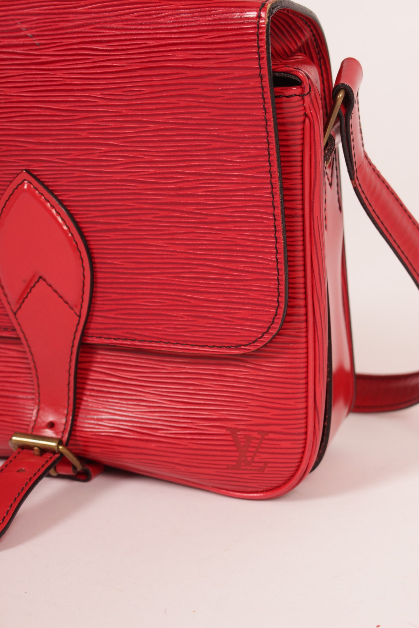 Louis Vuitton Red Epi Cartouchiere Bag