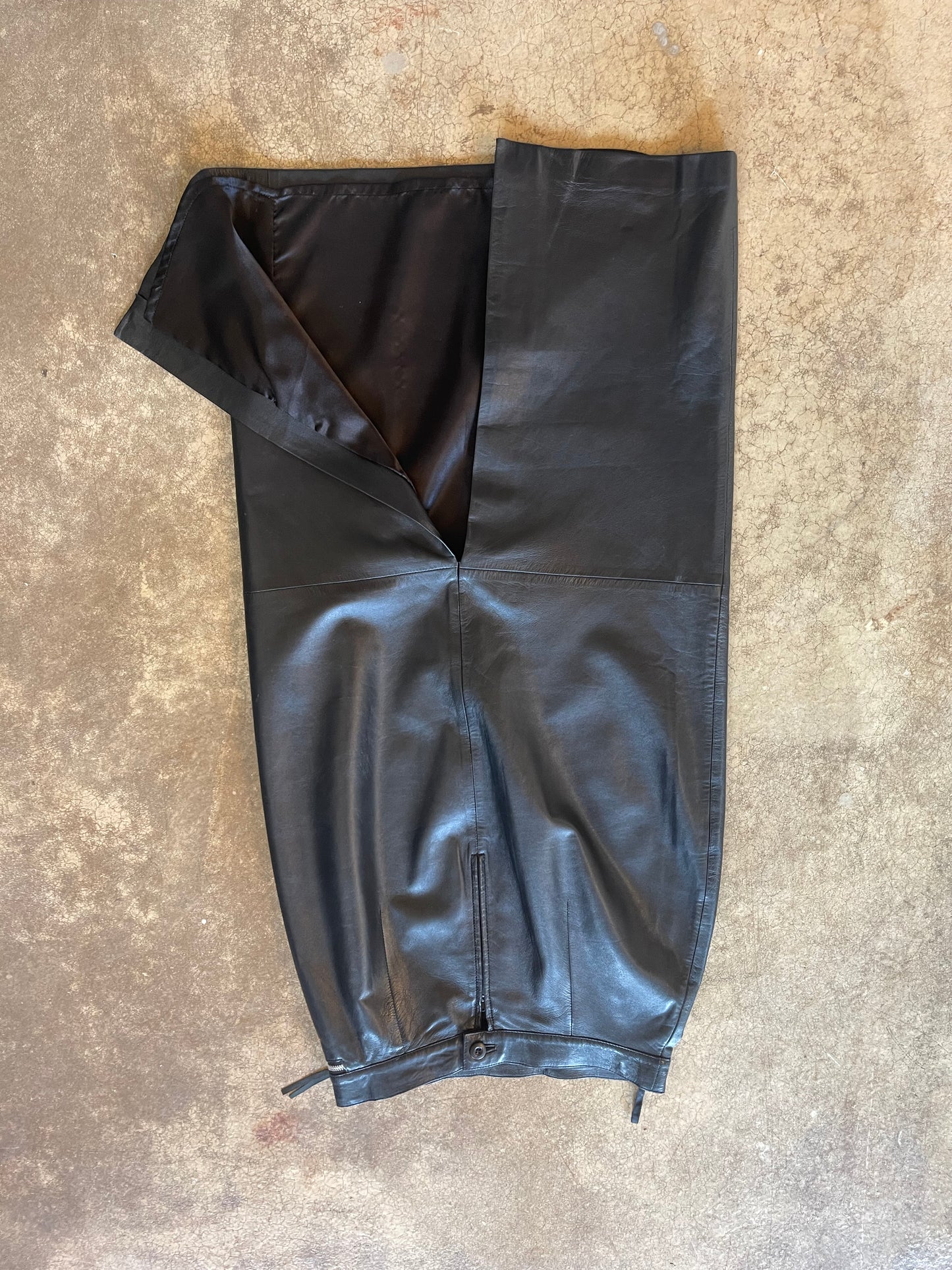 Load image into Gallery viewer, Gerry Weber Black Leather Maxi Skirt
