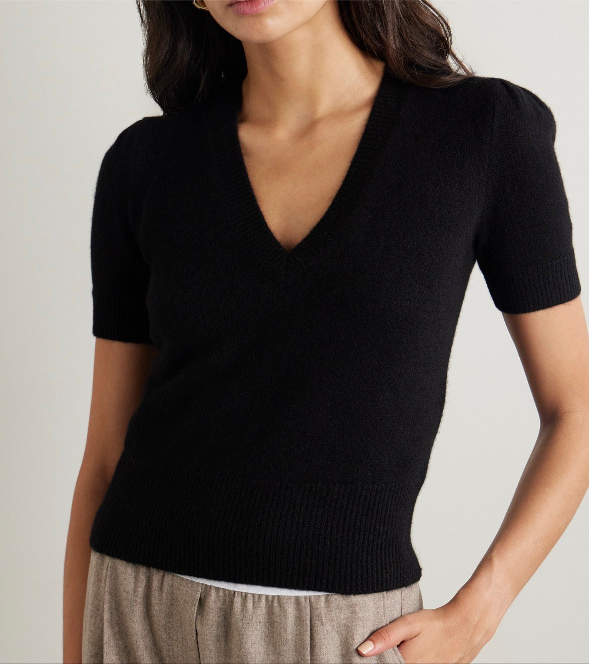 Frame Black Cashmere V Neck Jumper