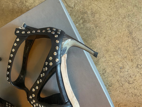 Alexander McQueen Horn Heels