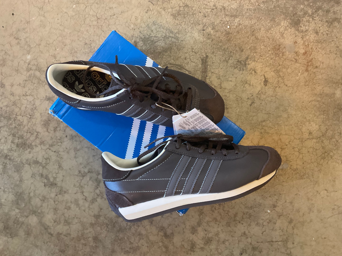 Adidas Country Trainers - New in box