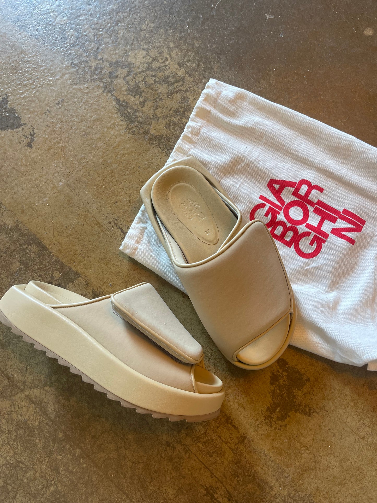 Gia Borghini Cream Neoprene and Leather Sliders