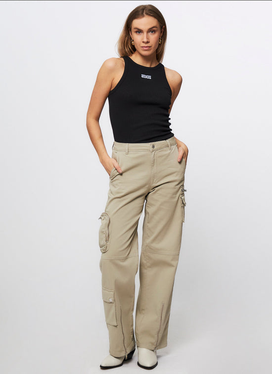 Gestuz Cargo Pants - nwt