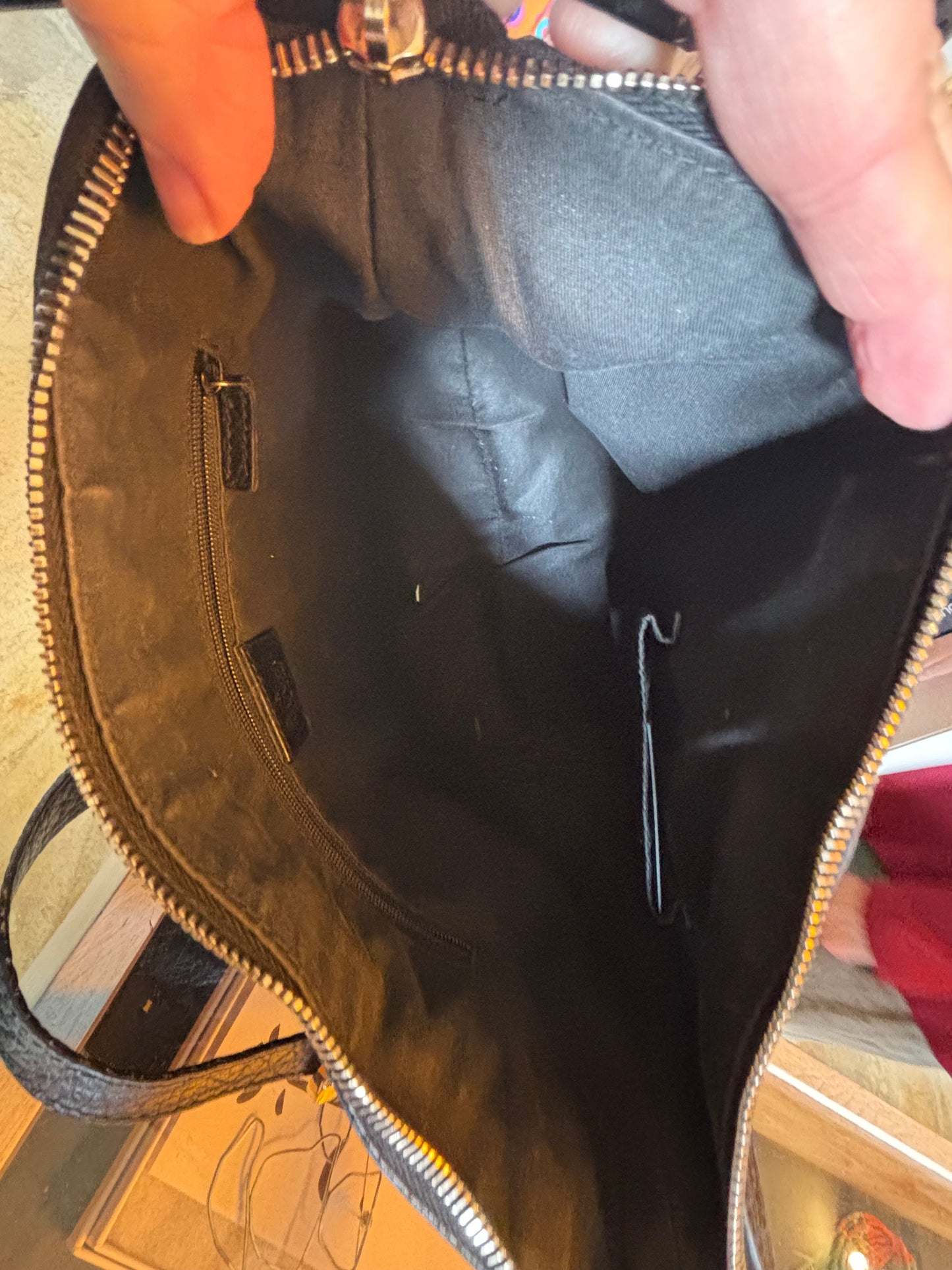 Gucci Black Hobo Bag