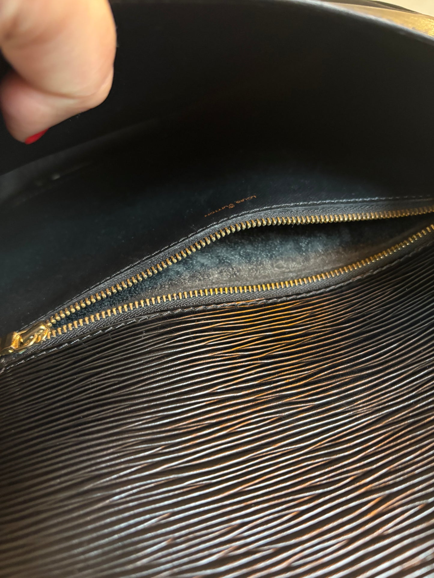 Louis Vuitton Saint Cloud Epi Leather Bag