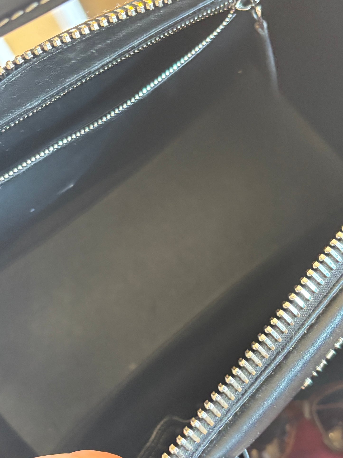 Givenchy Antigona medium Black Box Leather Bag