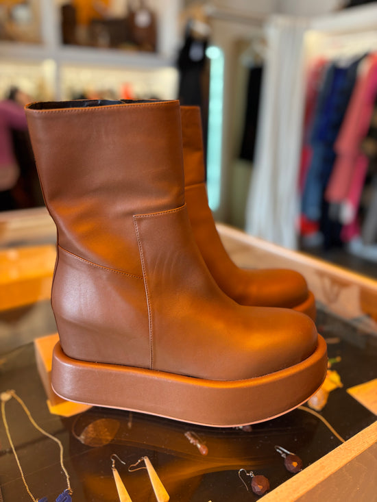 Paloma Barcelo Frida Boots
