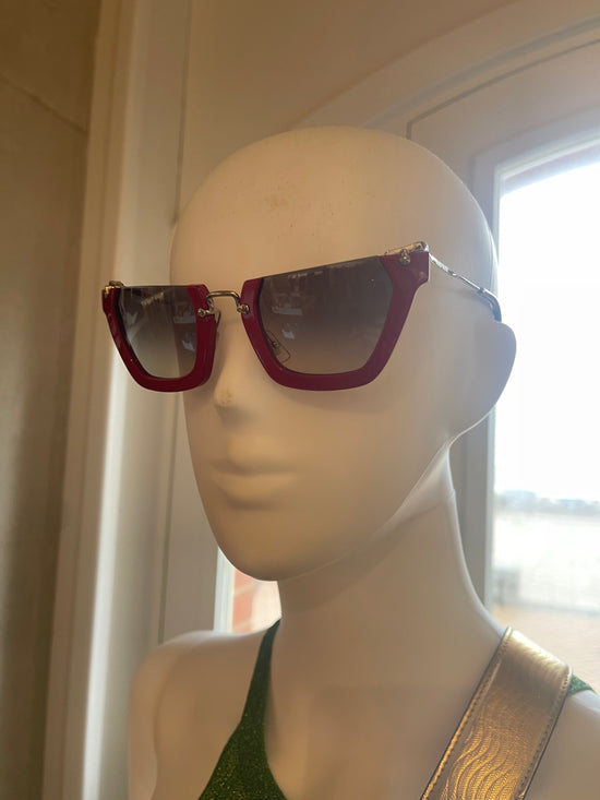 Load image into Gallery viewer, Miu Miu Red Sunglasses
