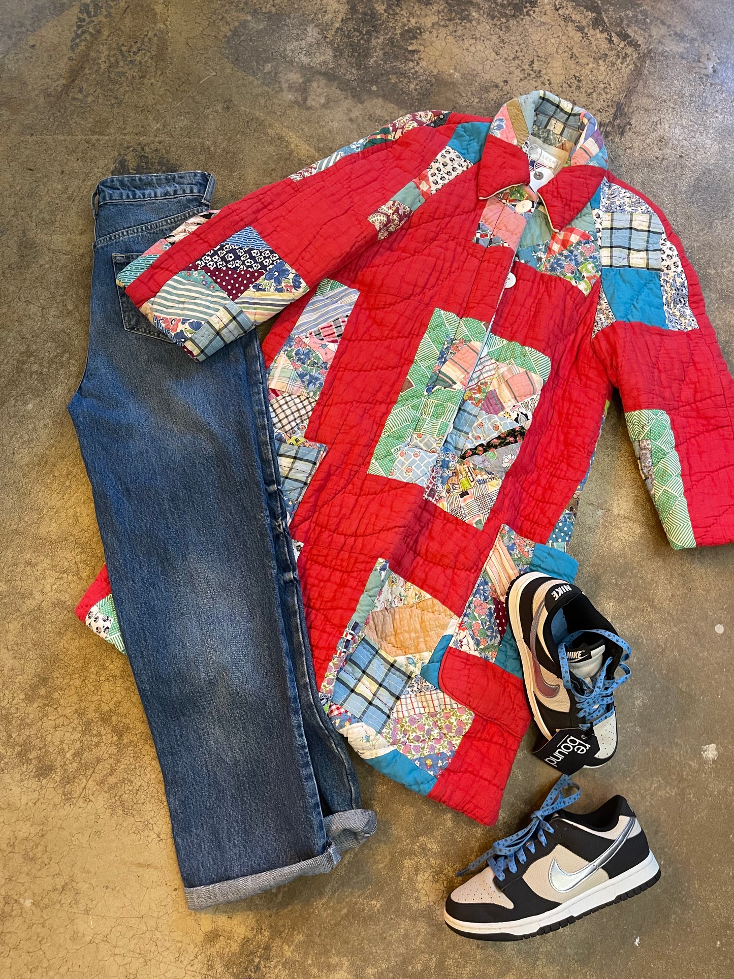 Load image into Gallery viewer, Carleen Patchwork Coat
