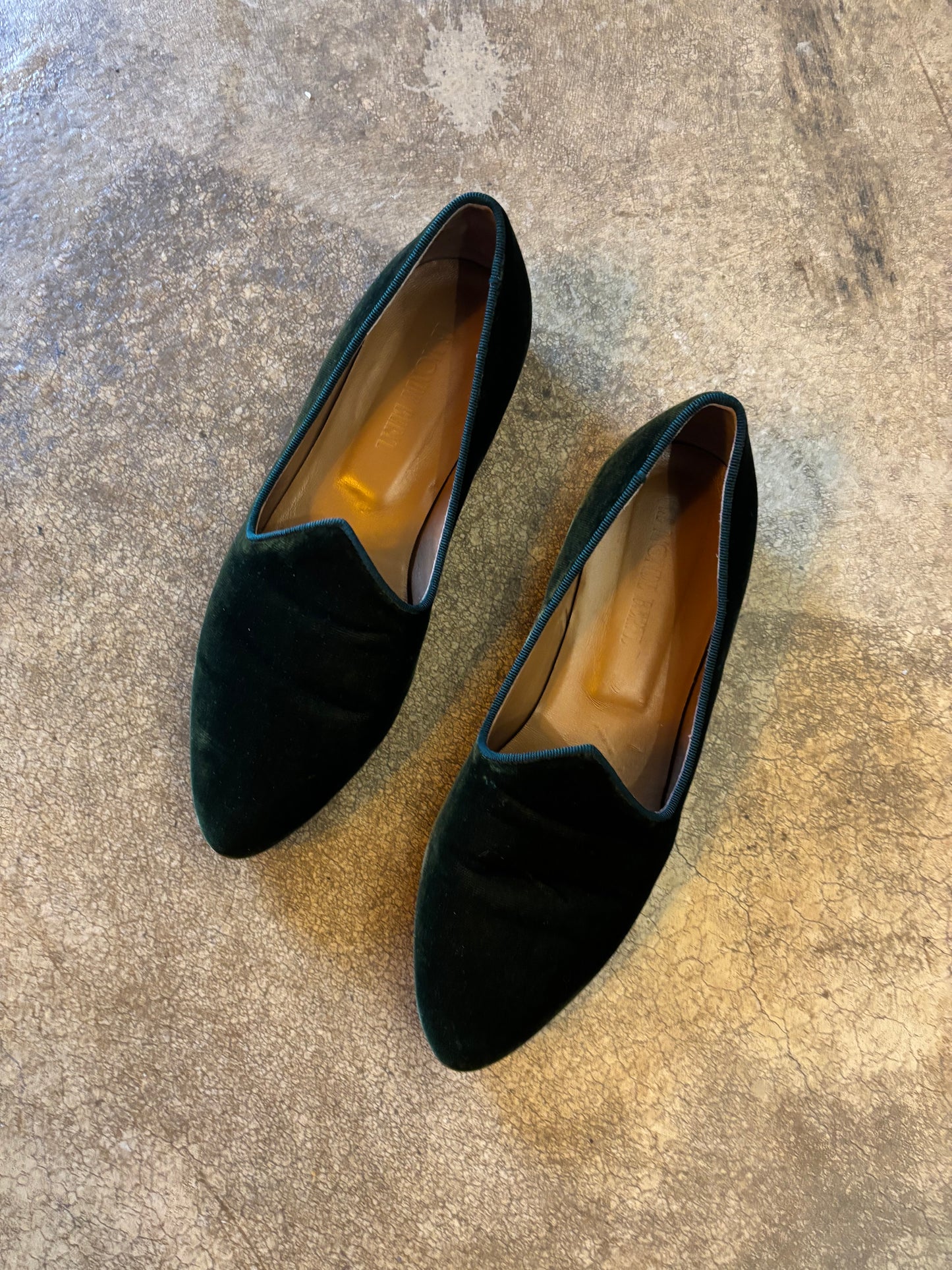 Le Monde Beryl Green Velvet Pumps