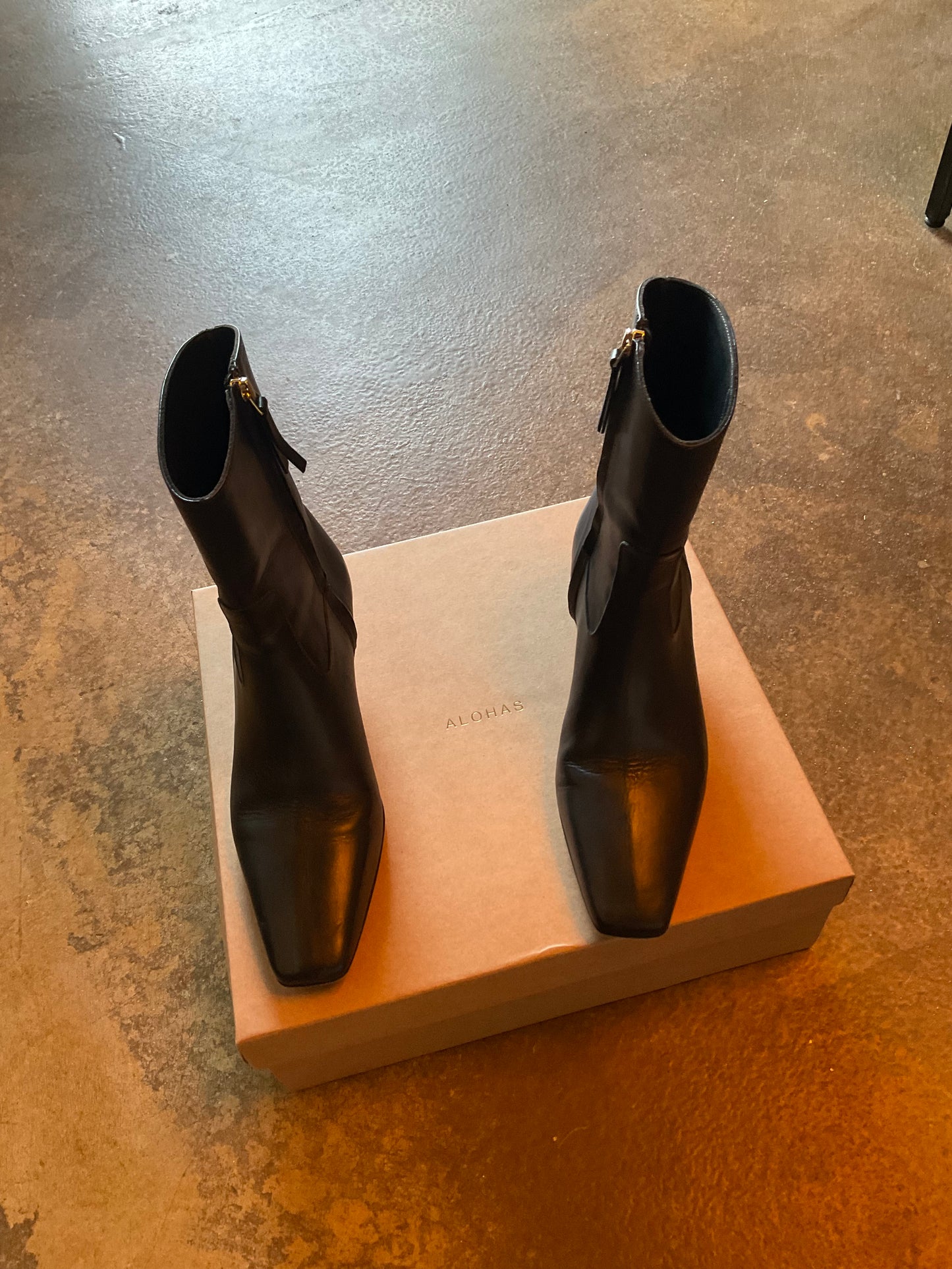 Alohas Nash Black Leather Boots