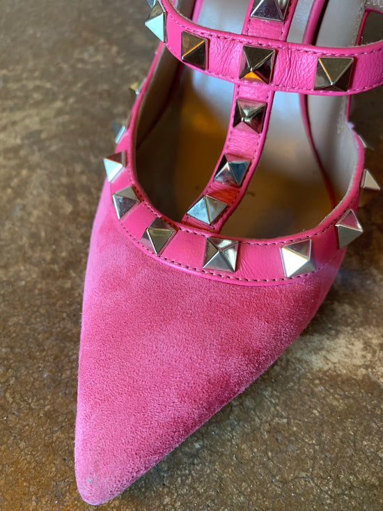 Valentino Garavani Rockstud Suede Pink Heels