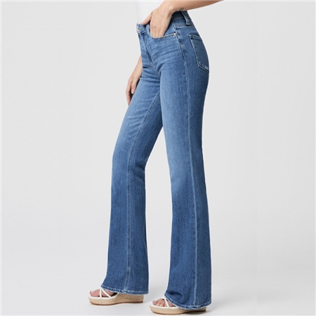 Load image into Gallery viewer, Paige High Rise Laurel Canyon Jeans
