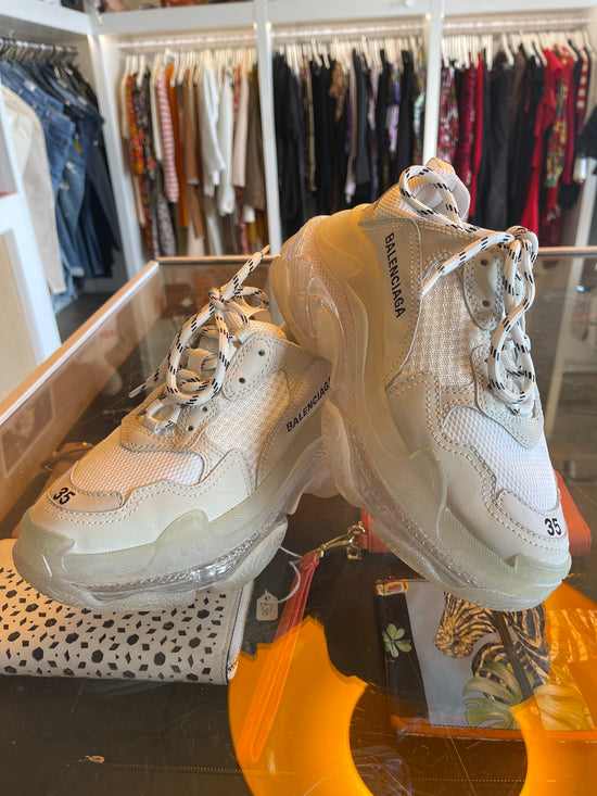 Balenciaga triple s white cheap online