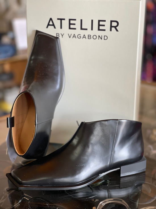 Atelier by Vagabond Ankle Boots